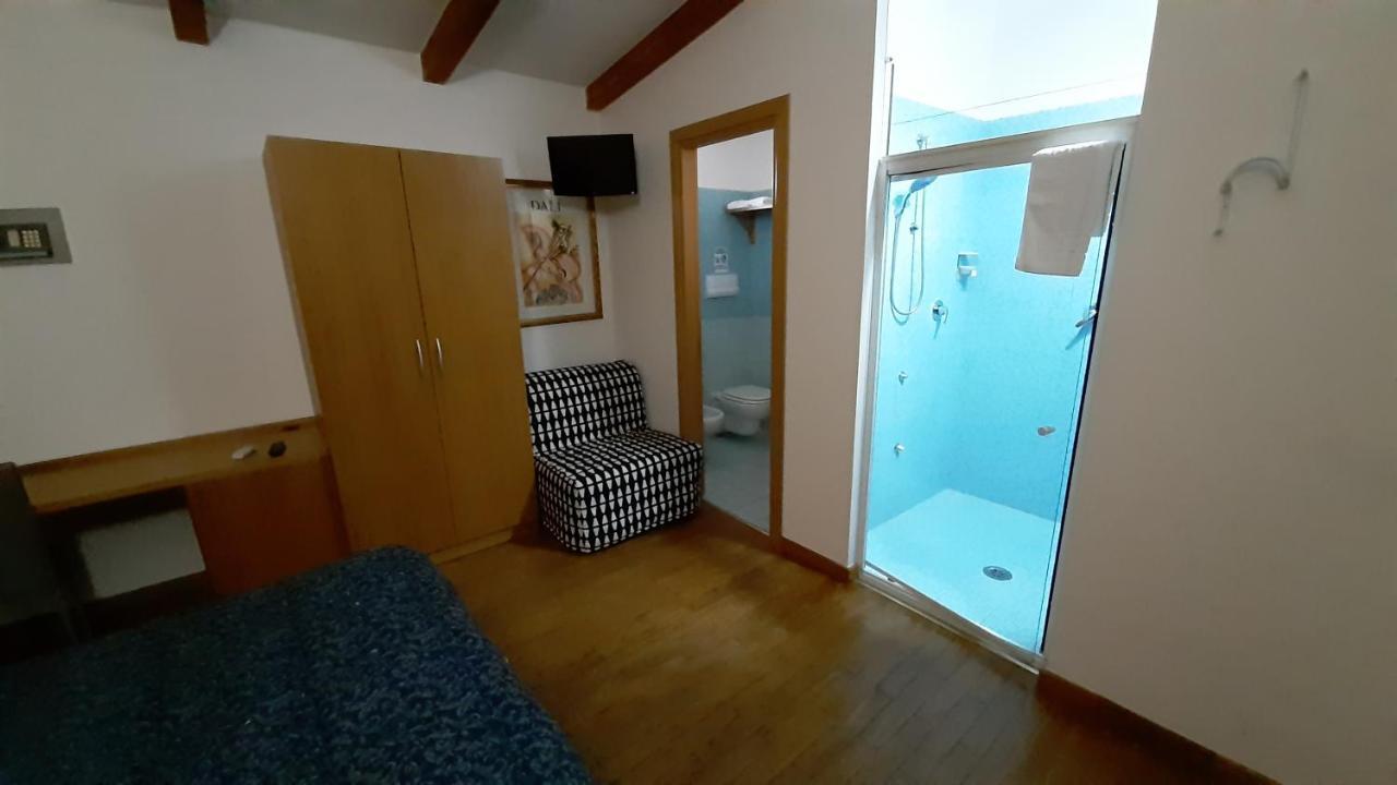 Villa Mola Bed And Breakfast Corbara  Exterior photo