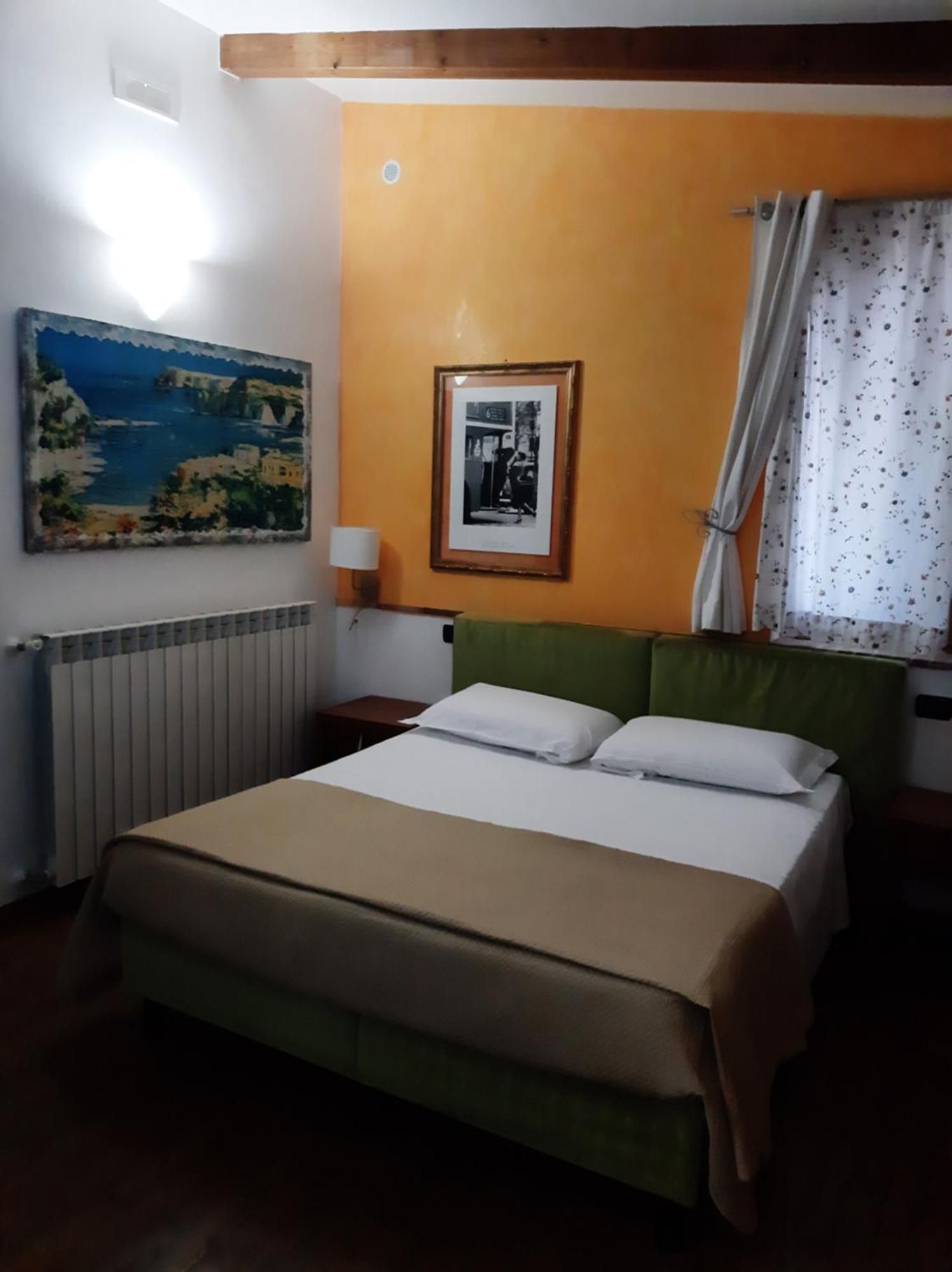 Villa Mola Bed And Breakfast Corbara  Exterior photo