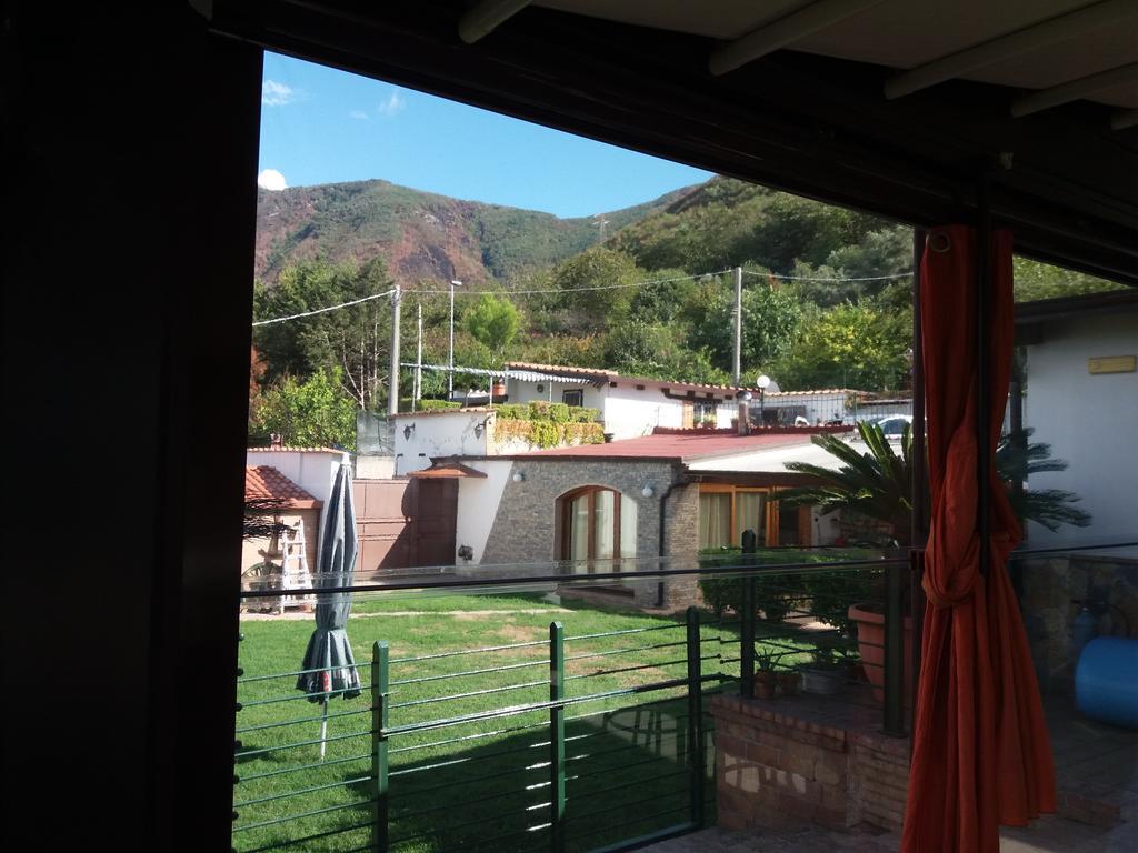 Villa Mola Bed And Breakfast Corbara  Exterior photo